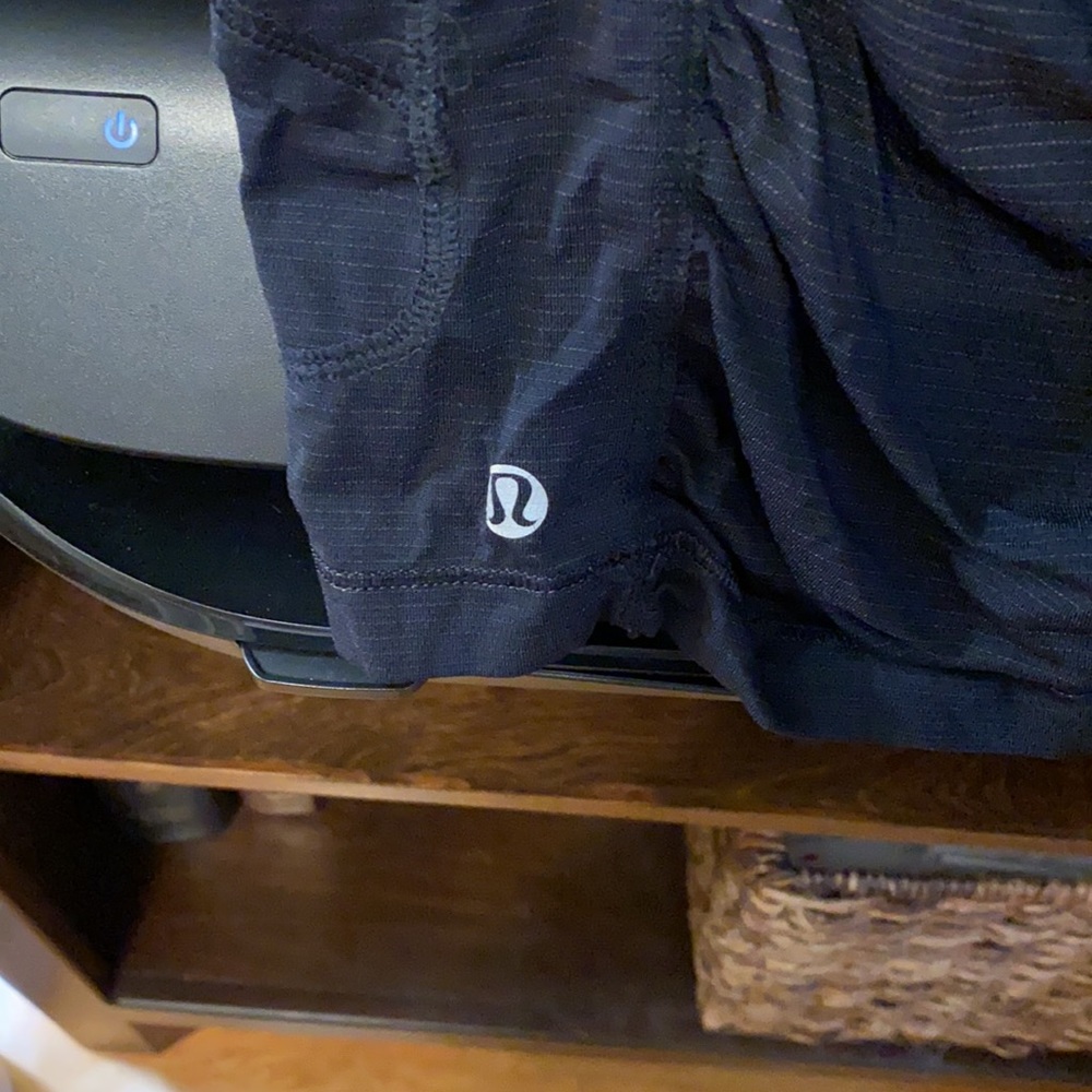 Lululemon top - Picture 3 of 3